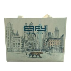EFFY Hematian Beige Cream Fabric Zippered Tote New York City Landscape Leopard